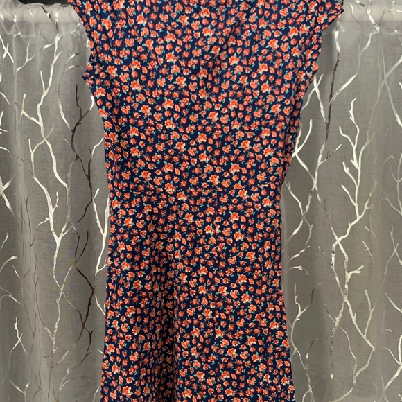 American Eagle floral dress - Picture 2 of 5